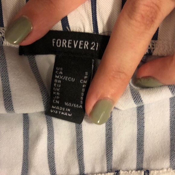 Crop top and mini skirt set, brand new, unused - Picture 4 of 5